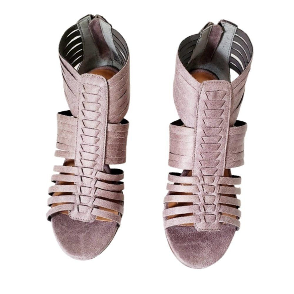 NOT RATED Women’s Ofari Woven Strappy Sandals NEW Size 11 Gray